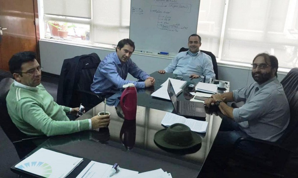 Luque Reunión con Ambiente