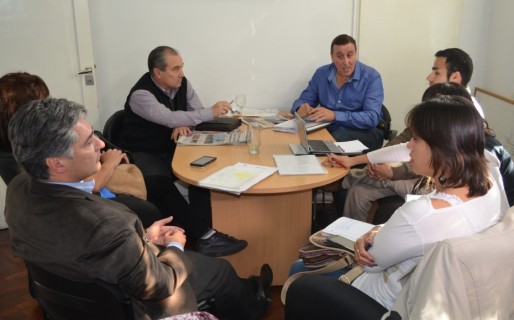 “Se está trabajando fuerte para regularizar el trabajo de los empleados municipales”