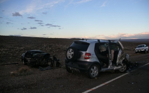 Un adulto y dos menores perdieron la vida en un accidente
