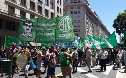 Paro y movilización contra los despidos del Gobierno de Macri