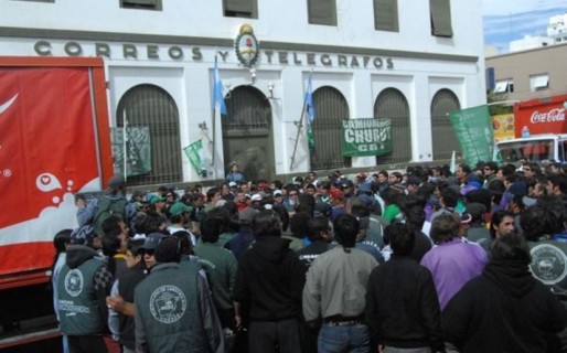 Una medida de Camioneros afecta a las Plantas del Correo Argentino