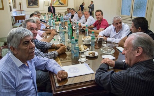 Sindicatos prometen una «protesta histórica» contra el Gobierno