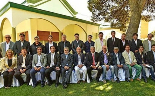 Provincia sale en ayuda financiera para los municipios