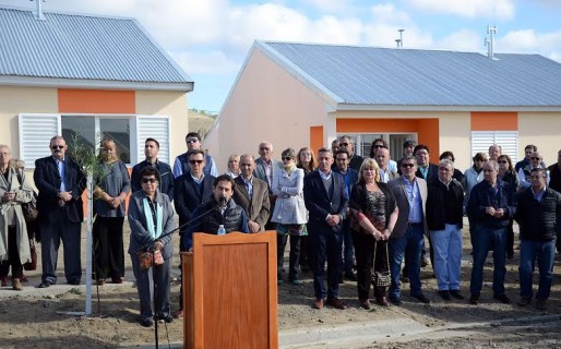 “Recibir una vivienda es emocionante para cada familia”