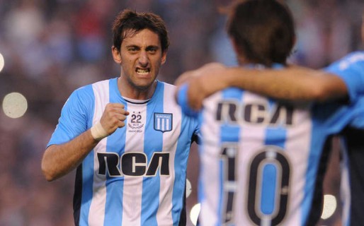 Racing despidió a Milito a pura emoción