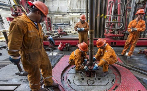 OPEP: Exceso de crudo se reducirá en 2016