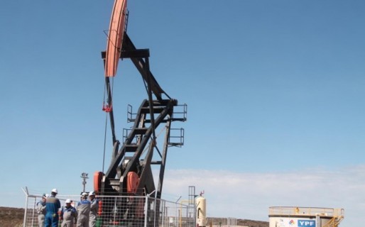 YPF dice mantener 71 equipos activos en la Cuenca