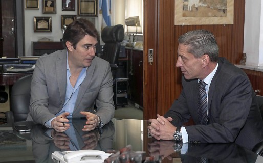 Autovía a Caleta: Arcioni participó de la apertura de ofertas