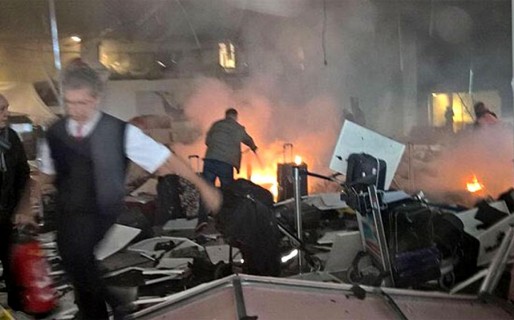 Atentado en Estambul: Al menos diez muertos en el aeropuerto Atatürk