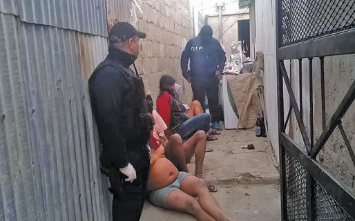 Investigan banda conformada por extranjeros y policías