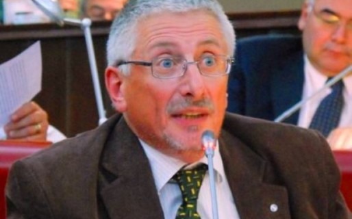 Diputados opositores quieren que García renuncie a su banca