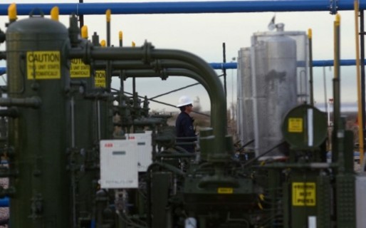 Pequeñas petroleras amenazan con cerrar el grifo