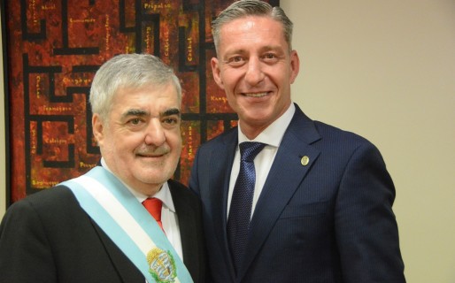 Arcioni quedará a cargo del Ejecutivo mientras Das Neves se recupera