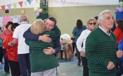 “La decisión de Linares es seguir brindando espacios de recreación a adultos mayores”