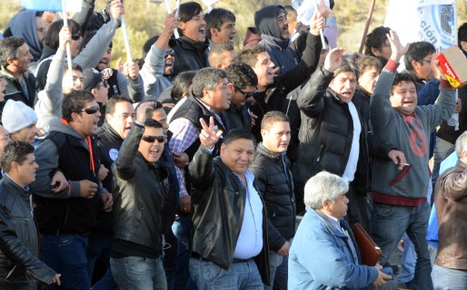 “En vez de discutir salarios, fueron a buscar plata para la campaña”