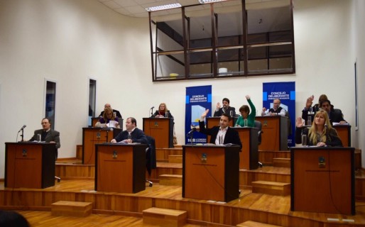 Trataron en primera lectura el aumento del transporte