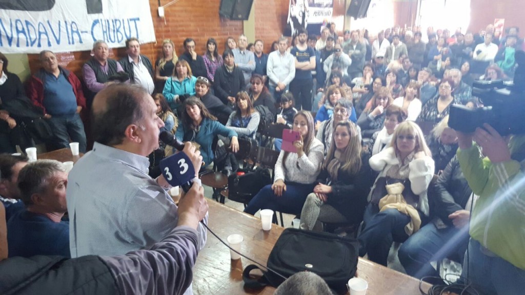 congreso peronista madryn 24