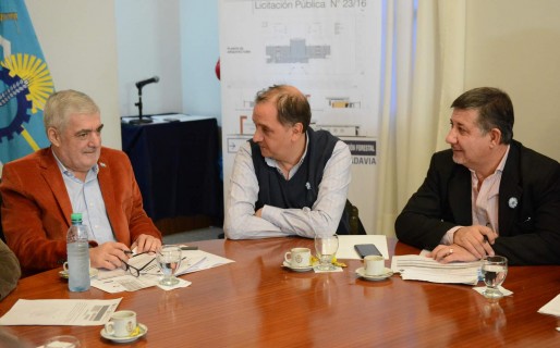“El nuevo establecimiento educativo en el Cordón Forestal es un gran paso”