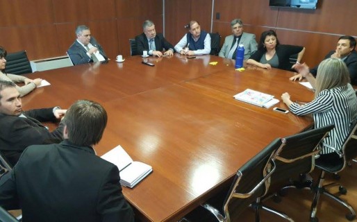 “Vamos a esperar a la colocación del bono para insistir en la distribución de fondos”