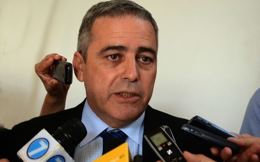 Touriñán analiza un juicio político al Fiscal de Estado