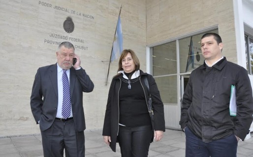 Presentan amparo, nulidad e inconstitucionalidad del Decreto 820