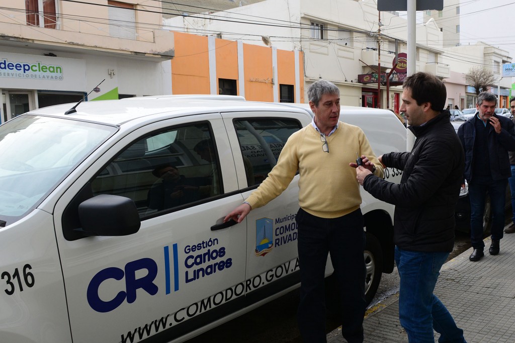 entrega camioneta salud2
