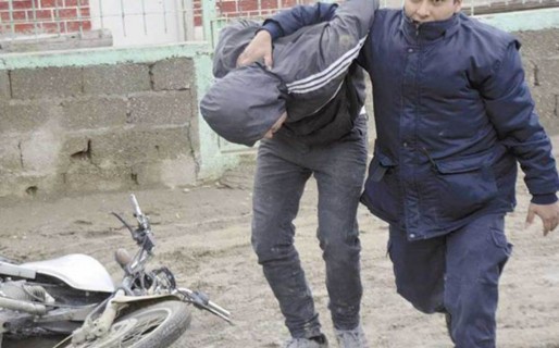 Detuvieron a un motochorro que asaltó un local de celulares