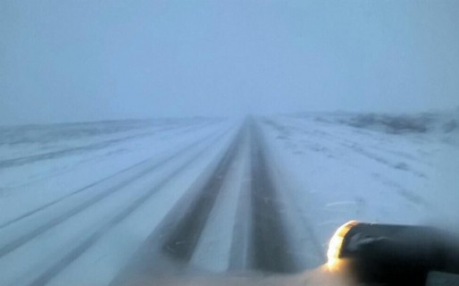 Cortan rutas a Sarmiento y Trelew por intensas nevadas
