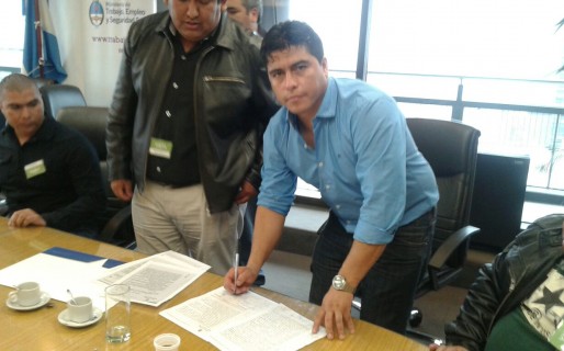 Petroleros de Santa Cruz reclaman compromiso de las autoridades