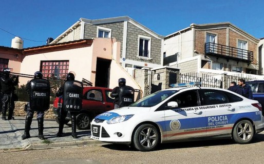 Allanamientos a medias: Secuestran arma de fuego y municiones