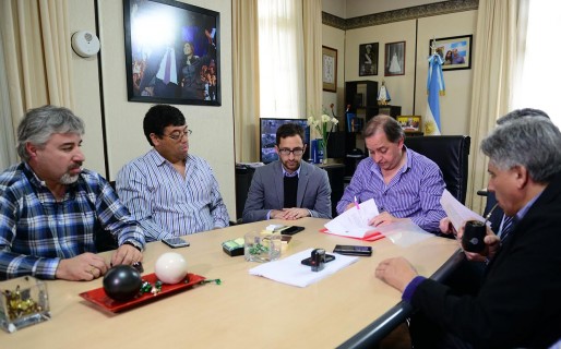 Linares rescató la paritaria municipal firmada en tiempos de crisis