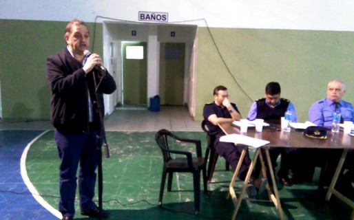 “Si los delincuentes entran y salen, no se arregla con más patrulleros”