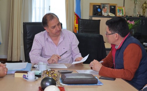 Linares recibió a integrantes del Centro de Veteranos