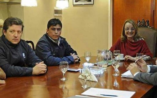 Encuentro clave para frenar 1000 despidos en YPF