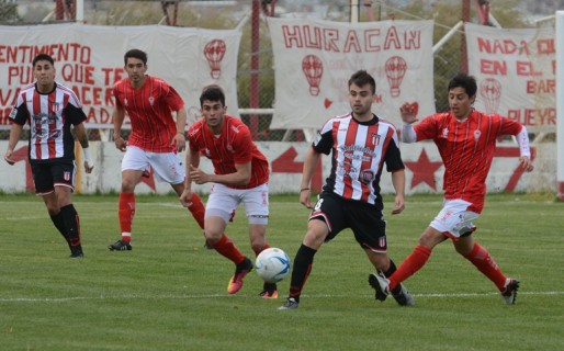 Huracán le ganó al CAFA y sigue soñando
