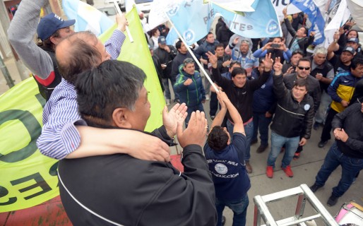 Fuerte respaldo de Linares a la reelección de Ávila