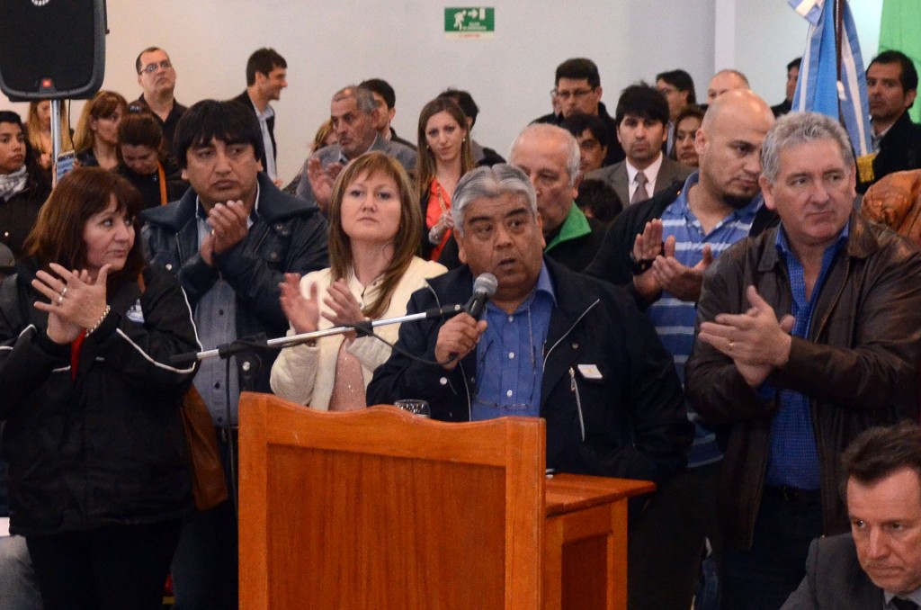 entrega petitorio gobernador3