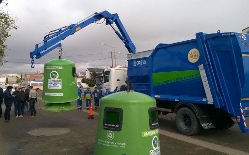 Incorporaron un nuevo camión para transportar iglús