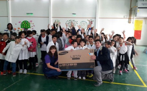 La MCR entregó donaciones a establecimientos escolares