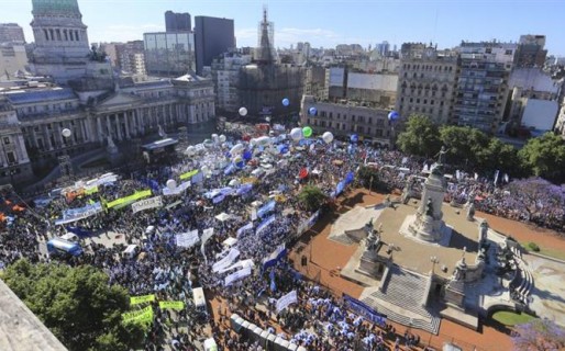 La CGT advirtió que se «terminó el tiempo de espera»