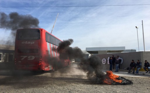 Petroleros iniciaron retención de servicios en ETAP