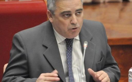 Touriñan: “Das Neves intenta gobernar sin el Poder Legislativo”