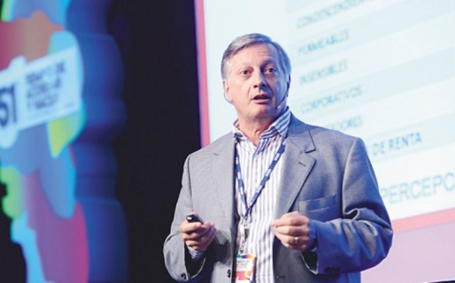 Petróleo: Aranguren insiste con la CEOcracia del libre mercado