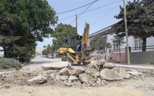 Continúan los trabajos de bacheo en Kilómetro 3