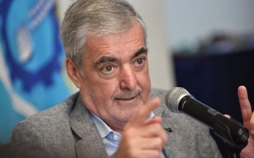 Reembolsos: Das Neves citó a legisladores