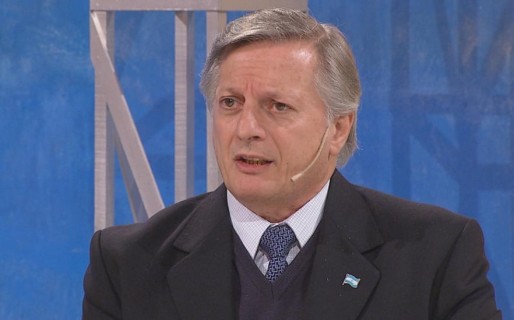 ‘Papá Aranguren Noel’ repartió bonos de hasta 160.000 pesos