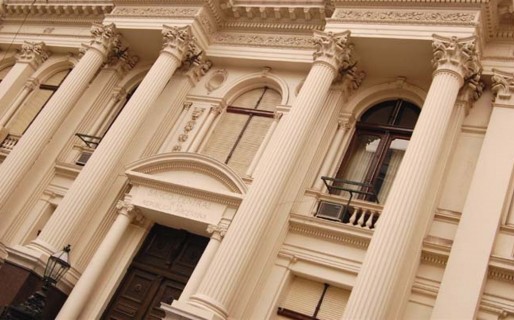 10.000 empleos en riesgo por una medida del BCRA