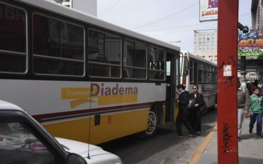 Transportes Diadema dejó sin servicio al barrio René Favaloro