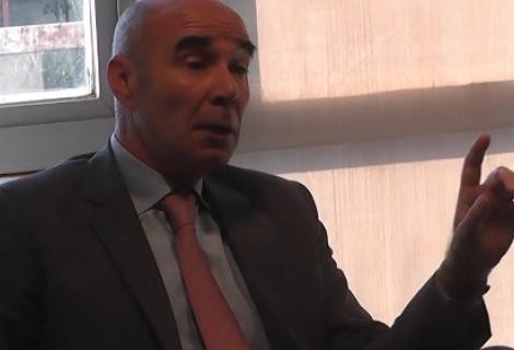 Gómez Centurión se disculpa pero no se retracta