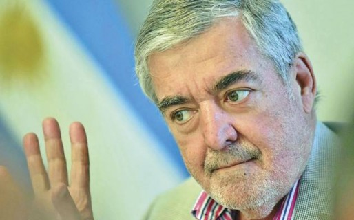 Nuevo round del gobernador con los Bomberos